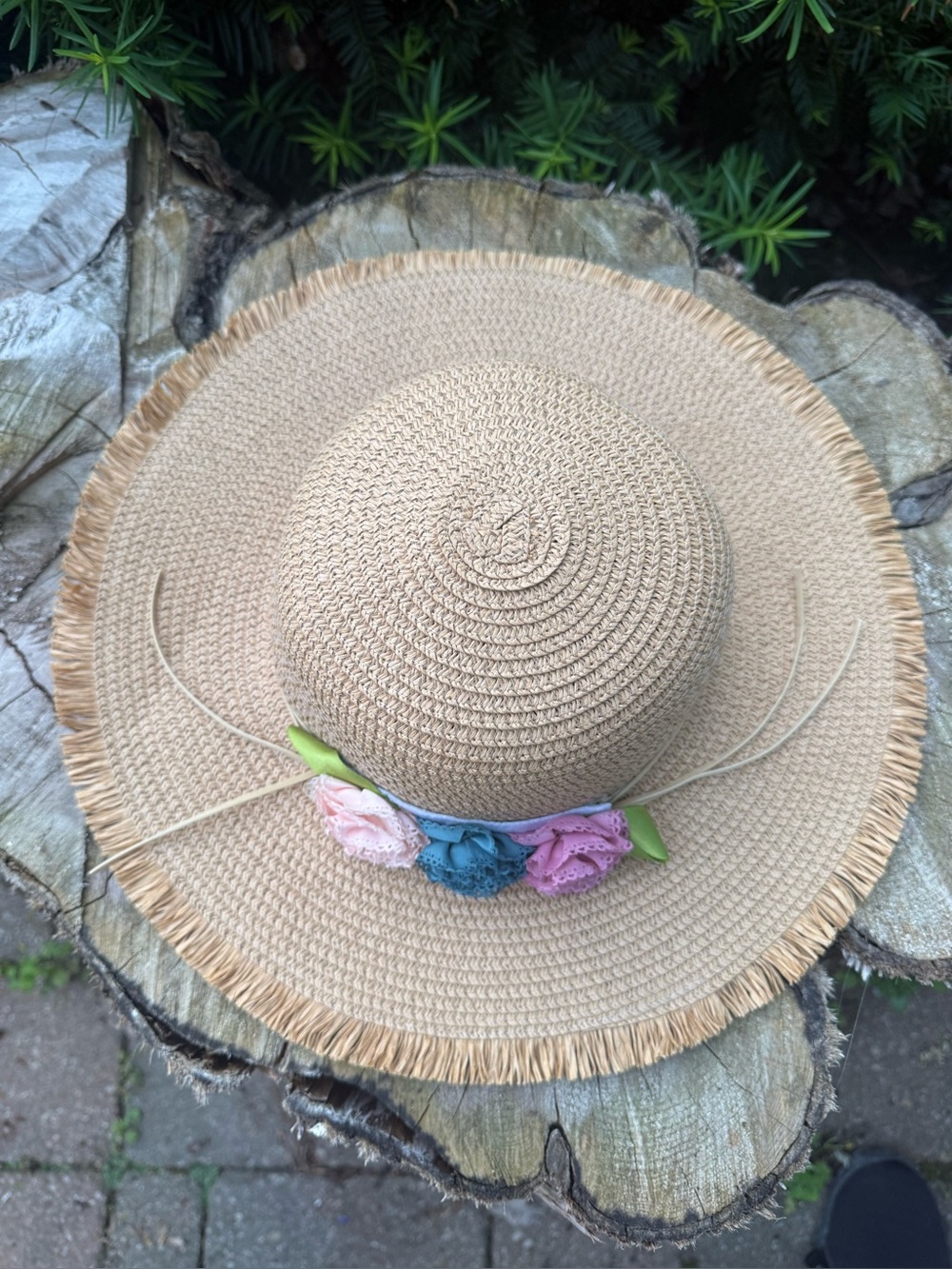 Bienvenu Papyrus Sun Hat Flower Trim